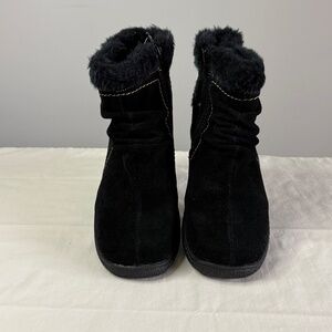 Women’s Liz&Co Kendra Booties Size 6 1/2 M